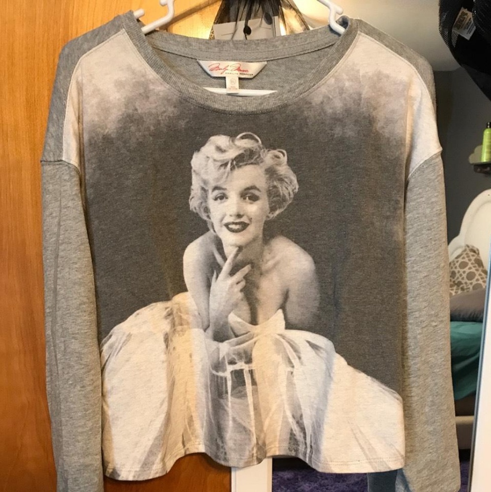 Marilyn monroe sweater